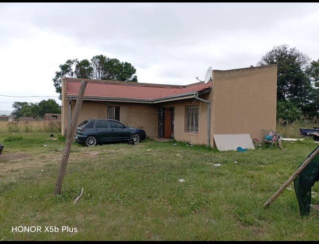 2 BEDROOM HOUSE FOR SALE IN JAMESON PARK